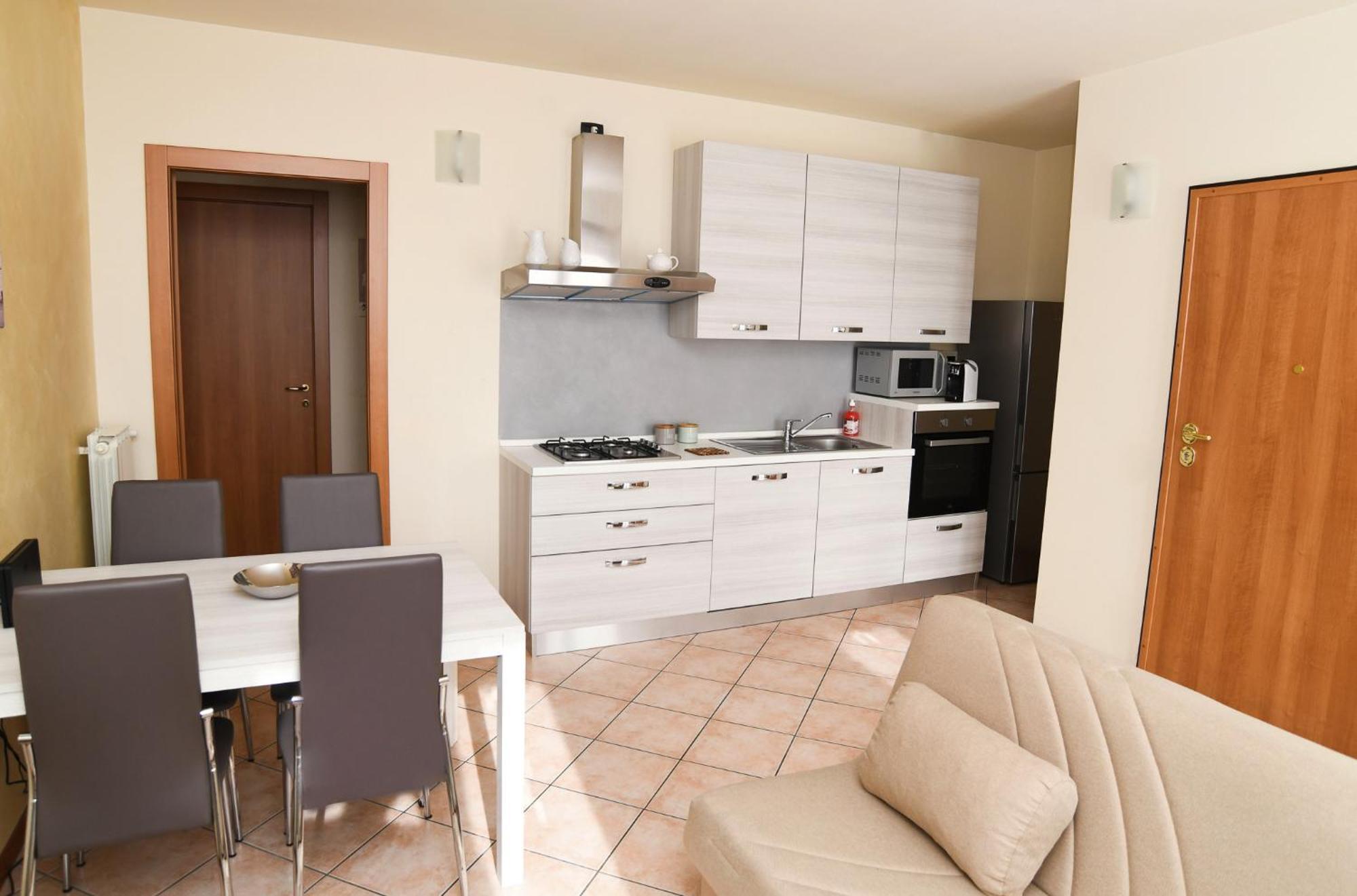 Rovato Entire Apartment In The Capital Of Franciacorta Exteriör bild