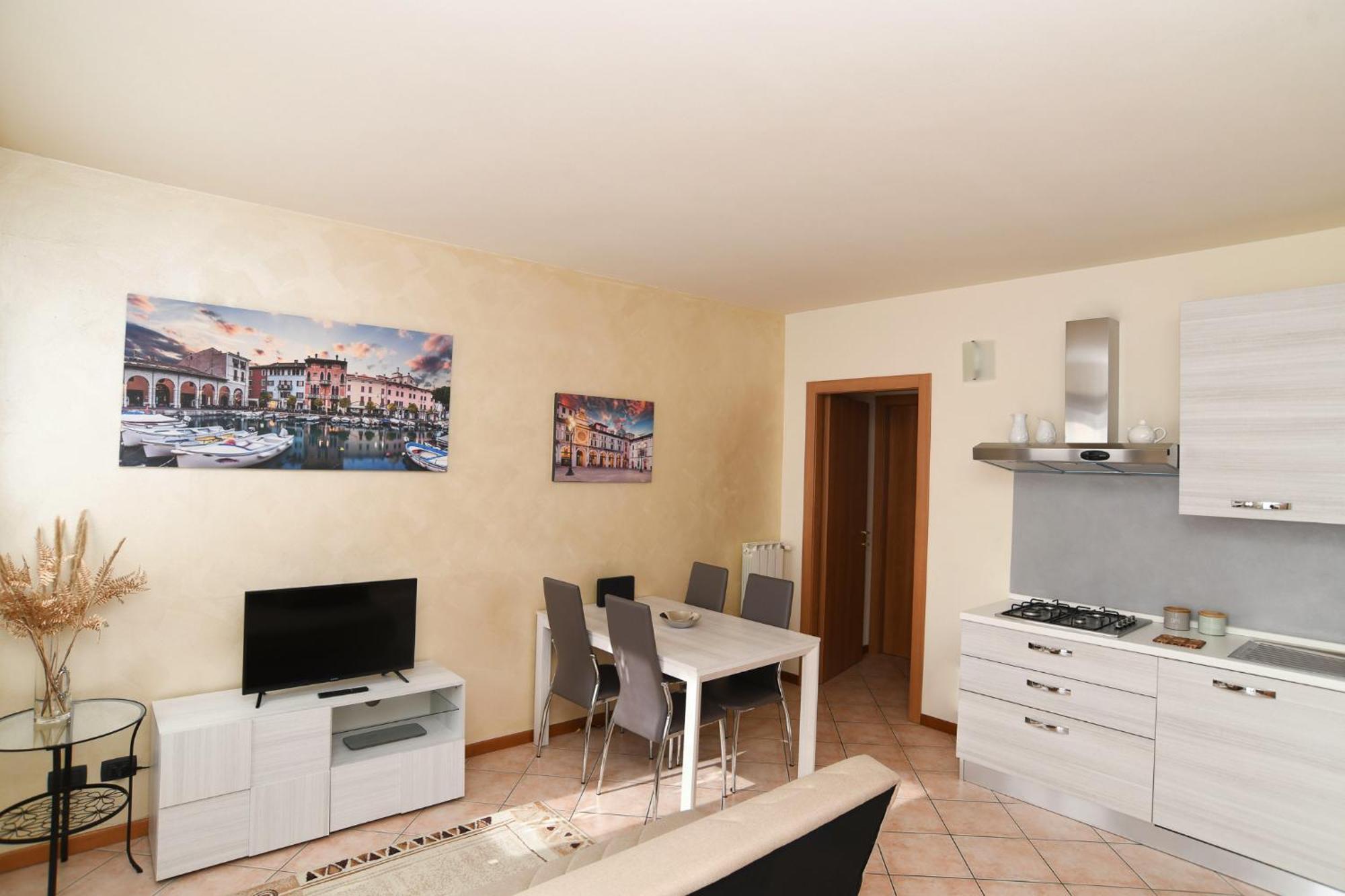 Rovato Entire Apartment In The Capital Of Franciacorta Exteriör bild
